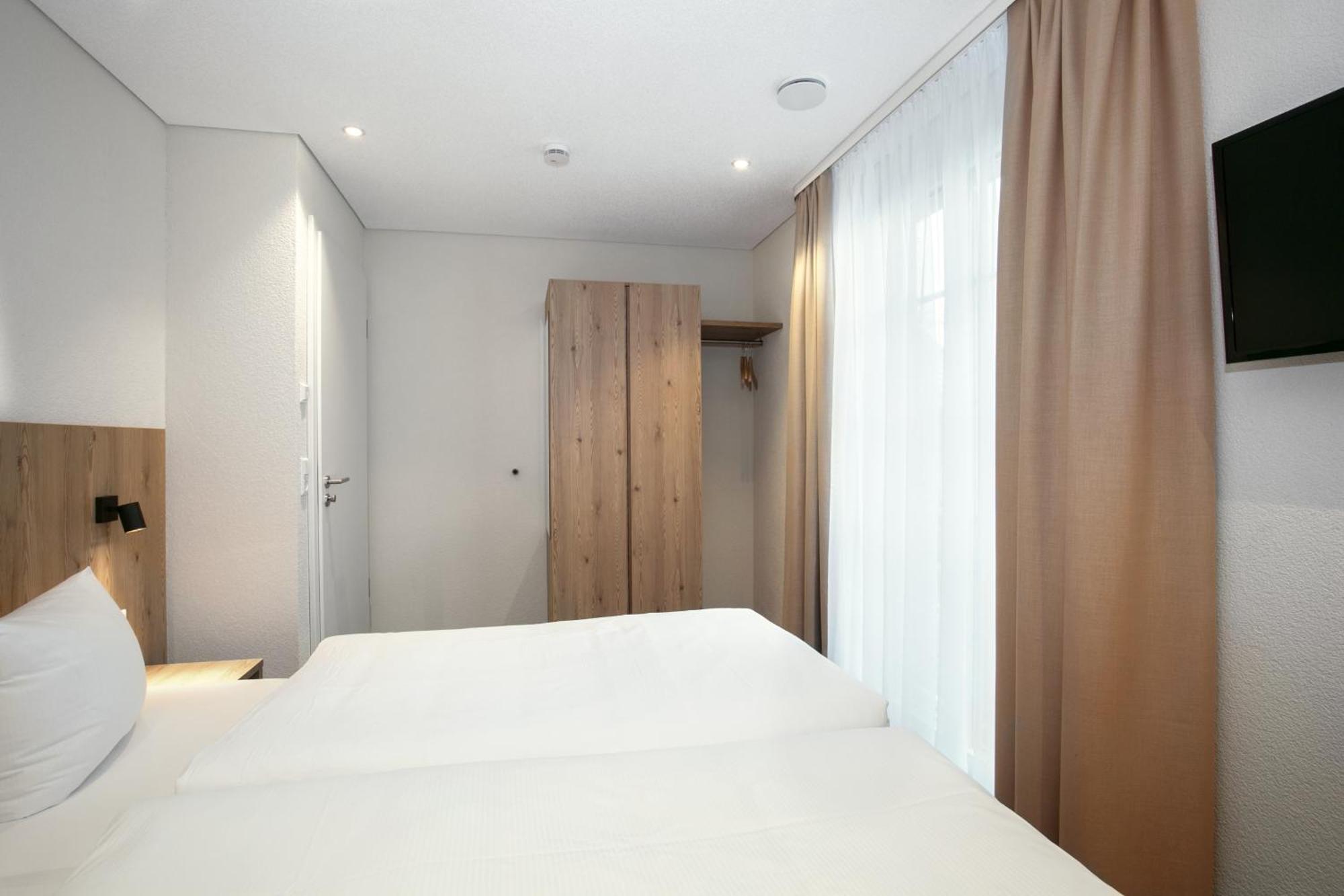 Hotel-Gasthaus Engel Luttingen Laufenburg Habitación foto