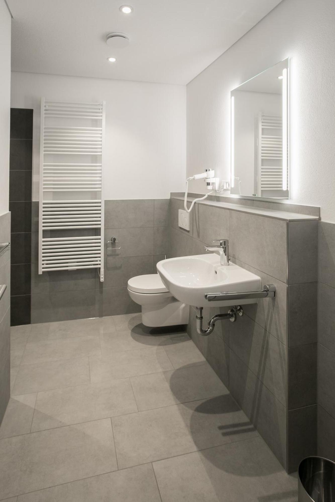 Hotel-Gasthaus Engel Luttingen Laufenburg Habitación foto